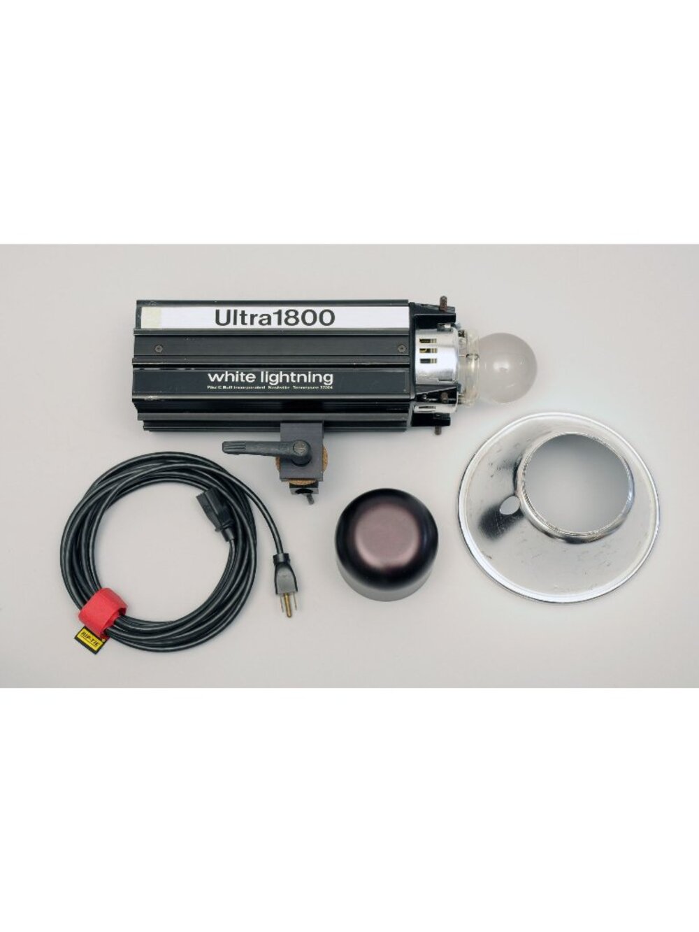 White Lightning Ultra1800 Professional Studio Flash Unit 900W Paul C Buff